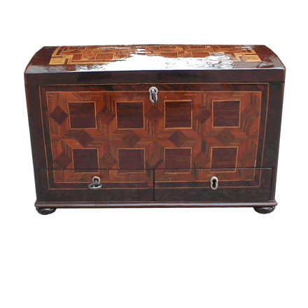 Kingwood Box